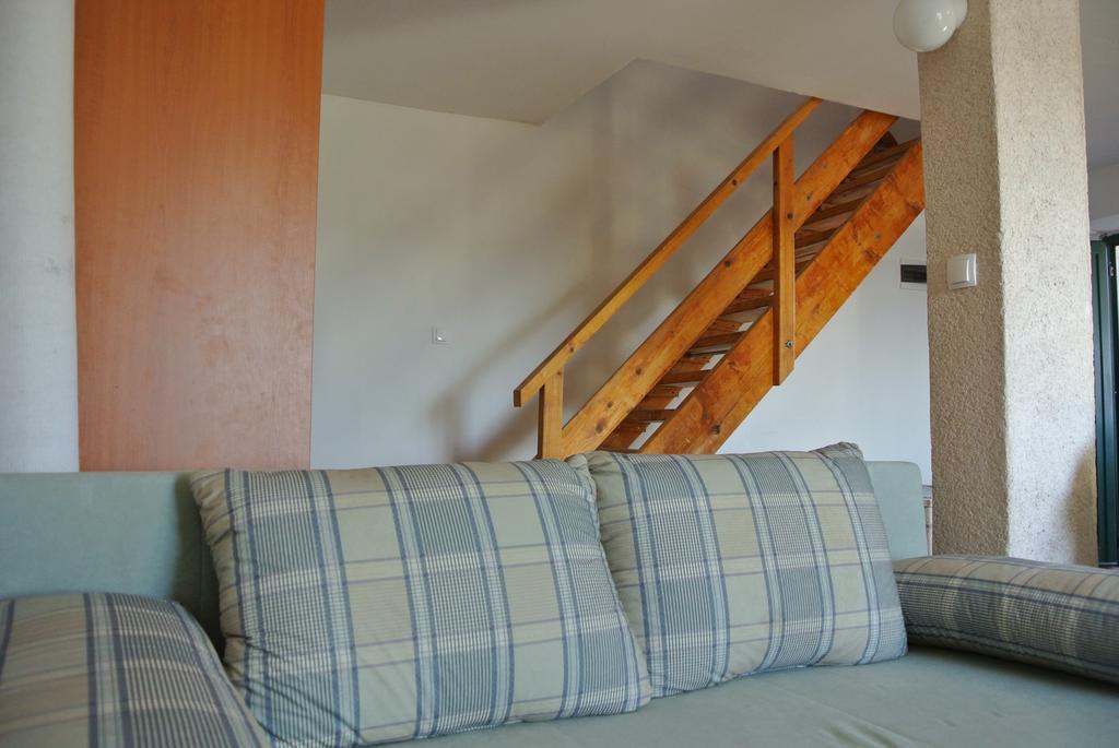Kaprije Mistral Apartment Esterno foto
